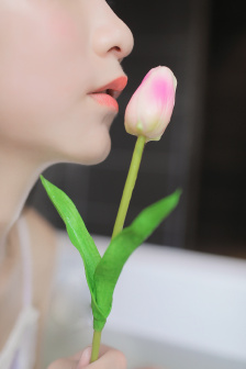 欧美综合自拍亚洲综合区精品